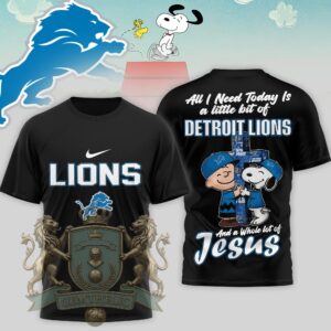 Detroit Lions Peanuts Snoopy Charlie Brown T-Shirt