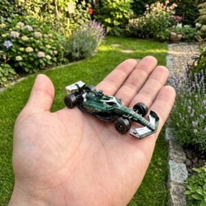 Gucci Alpine F1 Team Hot Wheels Die-cast Car