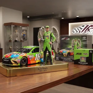 Kyle Busch M&M's Crispy Collector's Acrylic Plaque