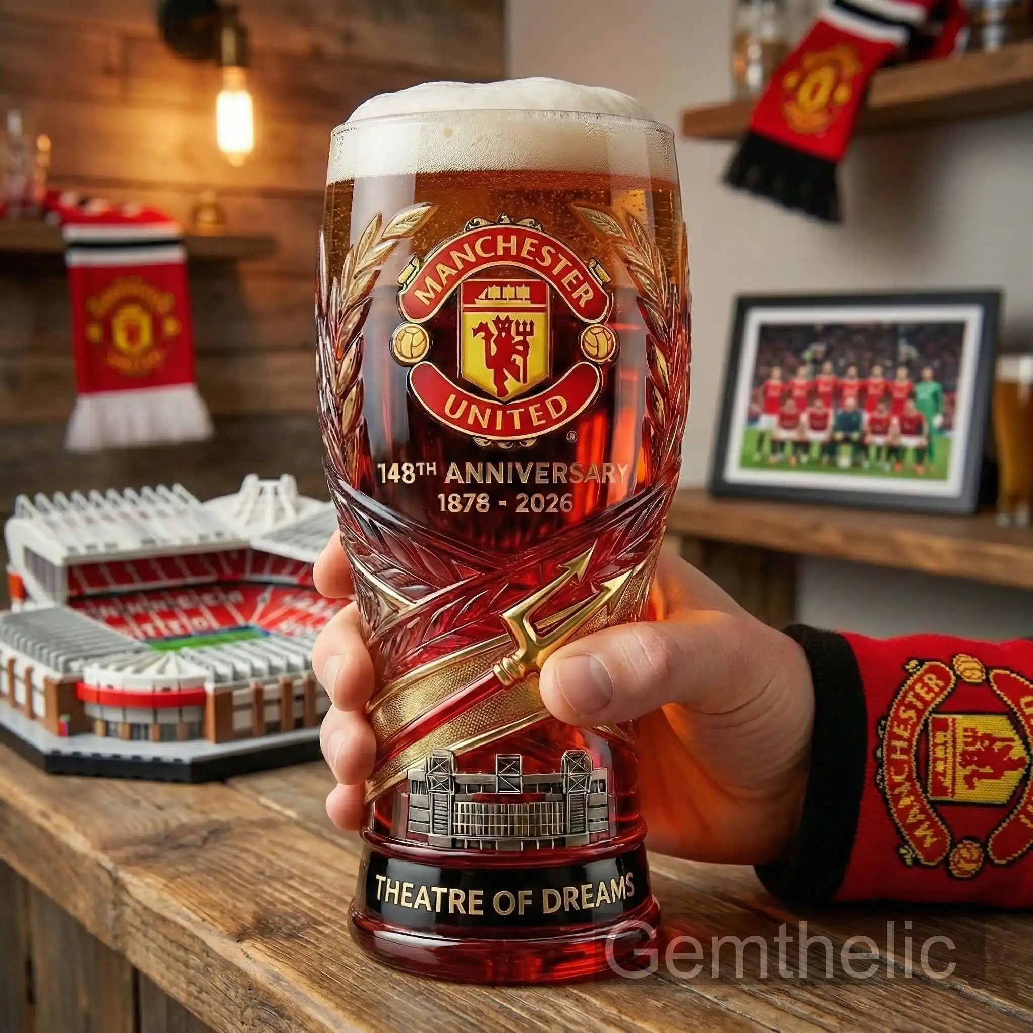 Manchester United 148th Anniversary Theatre of Dreams Beer Glass - Detail View
