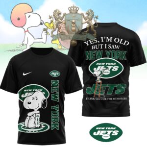 New York Jets Snoopy Yes I'm Old But I Saw T-Shirt