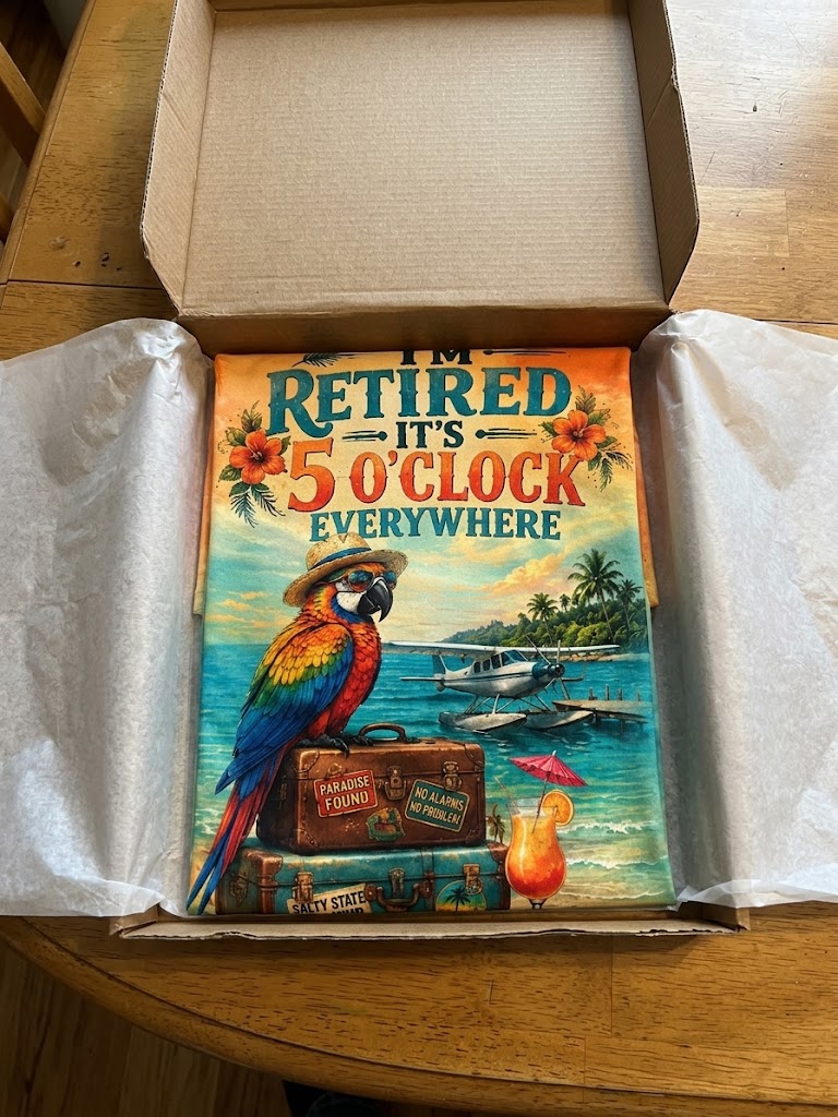 Jimmy Buffett Retired 5 O'Clock Everywhere Parrot T-Shirt - Detail View