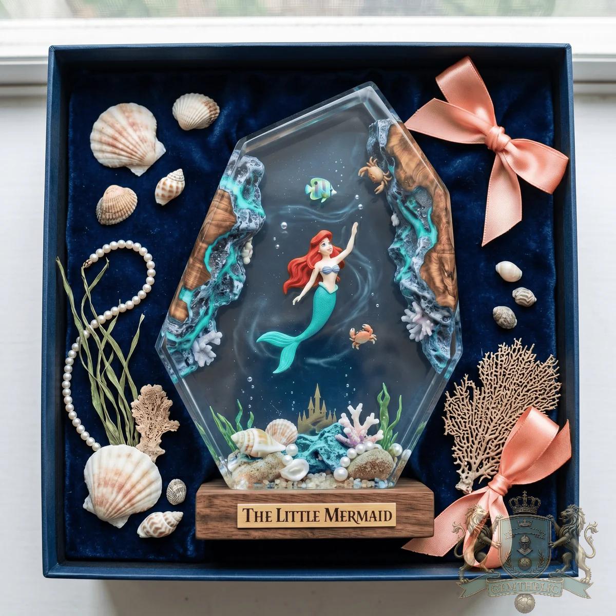 The Little Mermaid Ariel Underwater Scene Resin Diorama Lamp